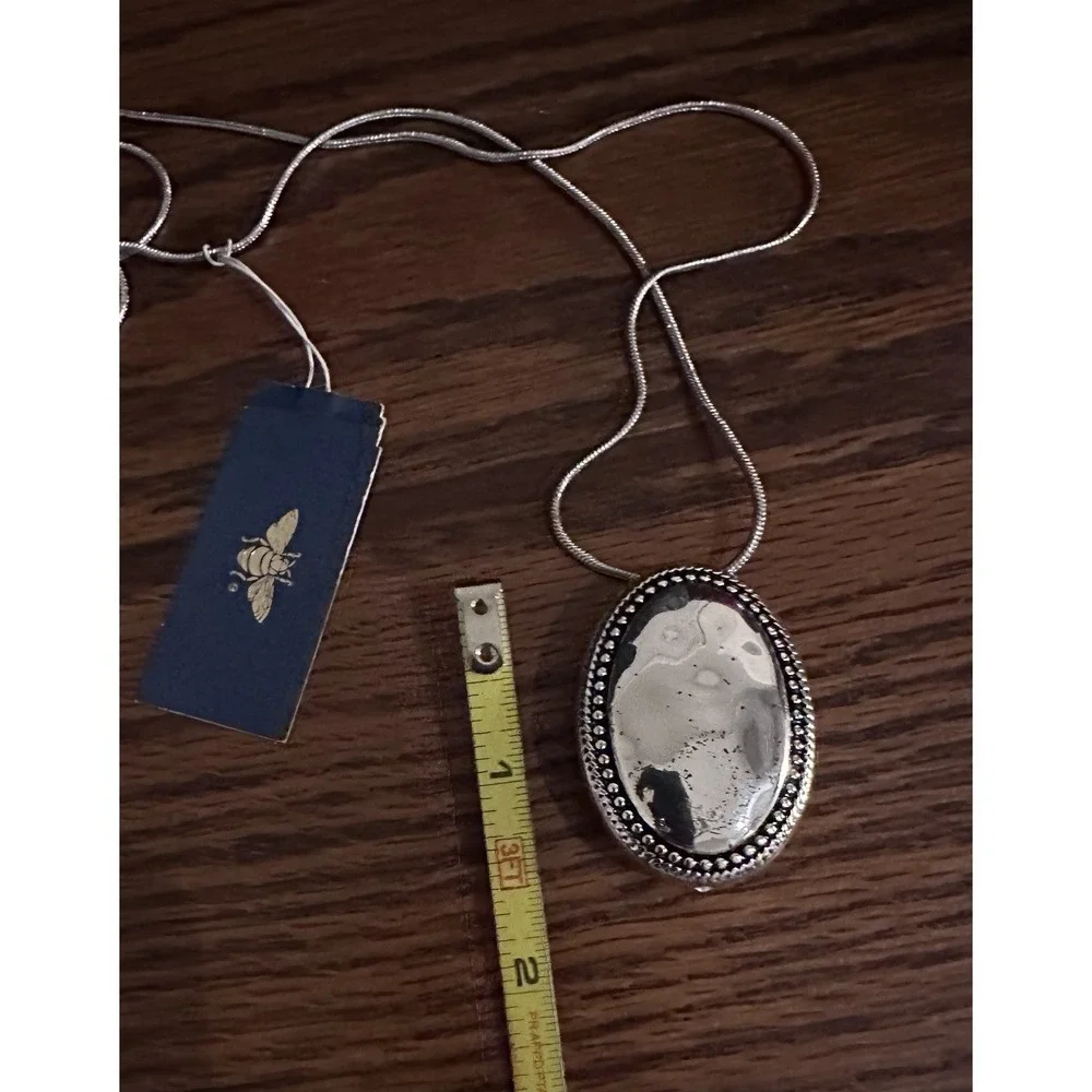 Locket necklace! NWT